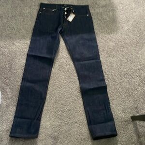 APC NWT Petit Standard 32X34 Indigo Jeans